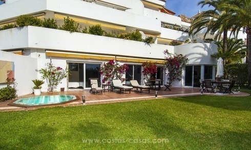 Ruim begane grond appartement te koop op de Golden Mile te Marbella 