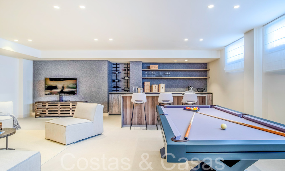 Luxueuze eerstelijns strandvilla te koop in een nieuw, exclusief complex, New Golden Mile, Marbella - Estepona 69840