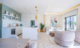 Luxueuze eerstelijns strandvilla te koop in een nieuw, exclusief complex, New Golden Mile, Marbella - Estepona 69854 