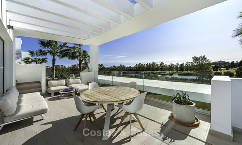 Modern penthouse appartement te koop, eerstelijns golf, in Benahavis - Marbella 18554