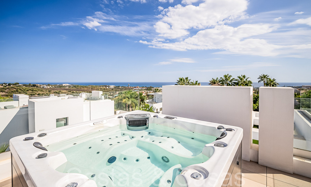 Instapklare, nieuwe moderne villa te koop in vijfsterren golfresort in Marbella - Benahavis 71760