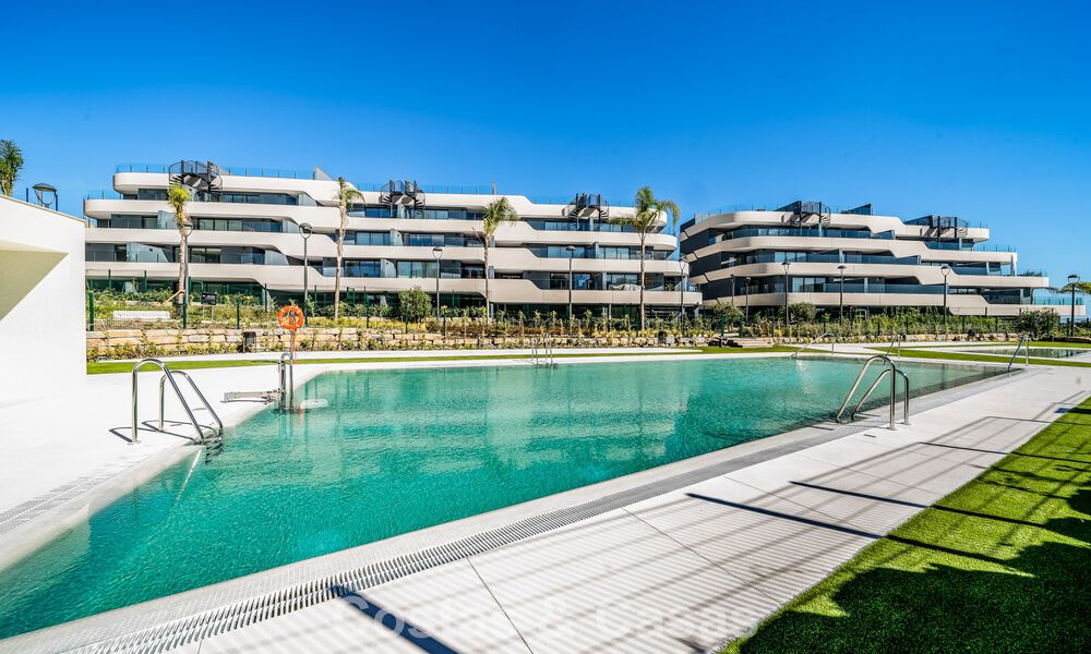 Moderne nieuwbouwappartementen met zeezicht te koop in Marbella - Estepona. Nu, instapklaar. Laatste units! 74496