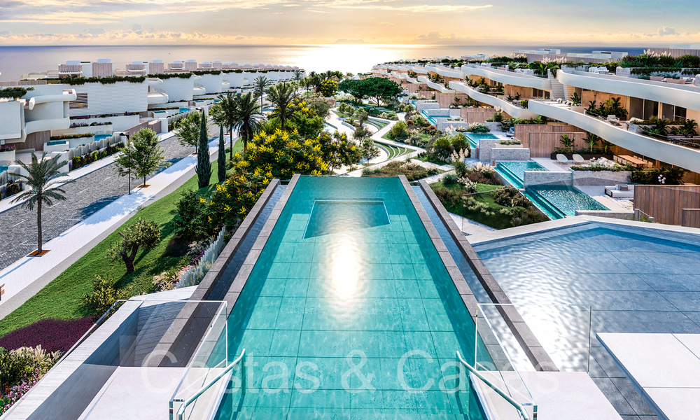 Beachfront nieuwbouwproject. Ultra luxe appartementen te koop in een eerstelijnstrand complex in Marbella 69730