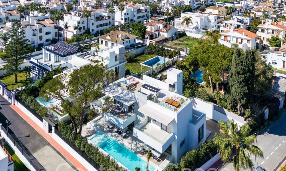 Moderne nieuwbouw villa te koop, op wandelafstand van het strand, beachside San Pedro de Alcantara, Marbella 71272