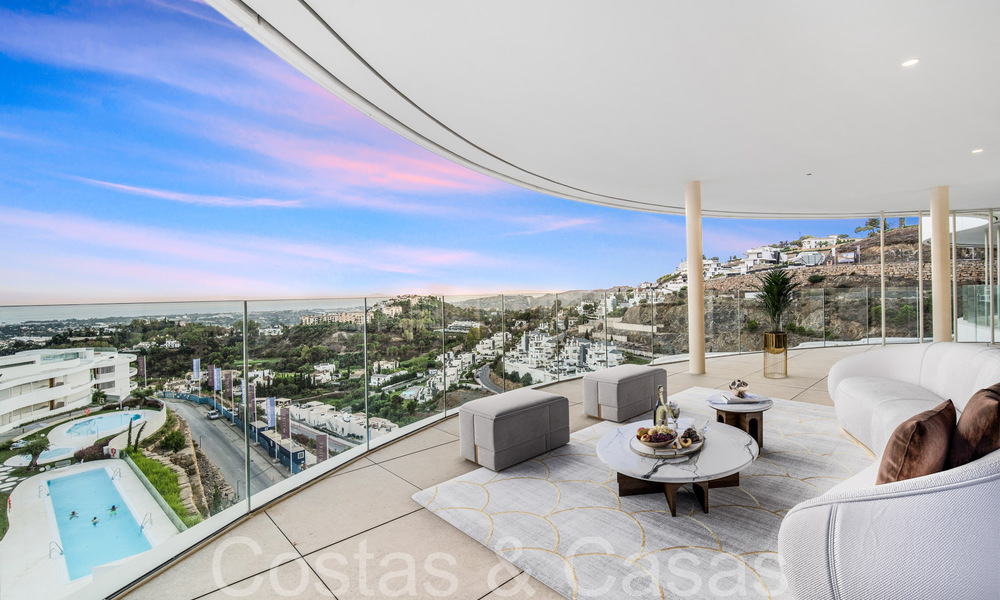 Eersteklas, luxe appartement te koop met schitterend uitzicht op zee, golf en berglandschap in Marbella - Benahavis 70582