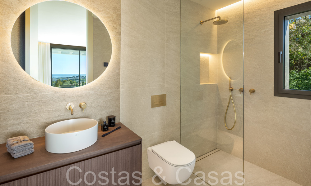 Instapklare, moderne luxevilla met onbelemmerd zeezicht te koop, gelegen in La Quinta, Marbella - Benahavis 67759