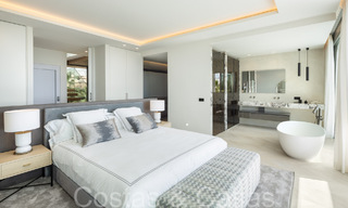 Instapklare, moderne luxevilla met onbelemmerd zeezicht te koop, gelegen in La Quinta, Marbella - Benahavis 67762 