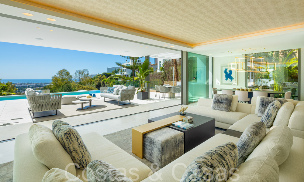 Instapklare, moderne luxevilla met onbelemmerd zeezicht te koop, gelegen in La Quinta, Marbella - Benahavis 67765
