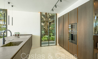 Instapklare, moderne luxevilla met onbelemmerd zeezicht te koop, gelegen in La Quinta, Marbella - Benahavis 67767 