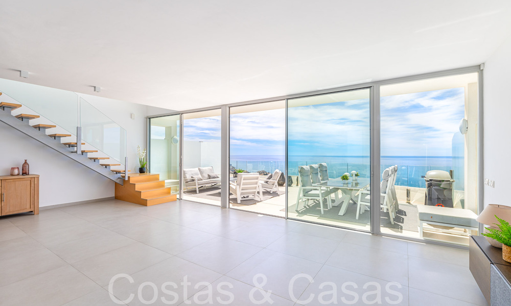 Luxueus, modern, duplex penthouse met panoramisch zeezicht te koop in Benalmadena, Costa del Sol 68012