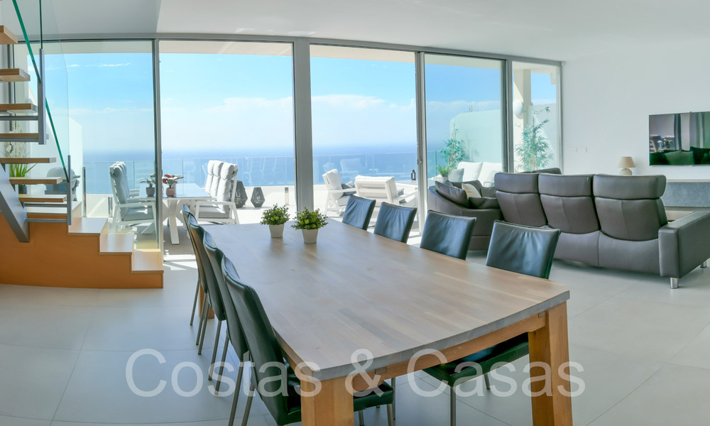 Luxueus, modern, duplex penthouse met panoramisch zeezicht te koop in Benalmadena, Costa del Sol 68015