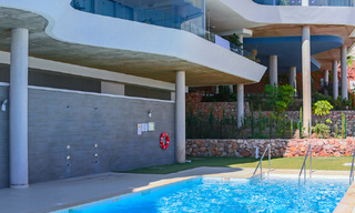 Luxueus, modern, duplex penthouse met panoramisch zeezicht te koop in Benalmadena, Costa del Sol 68020 