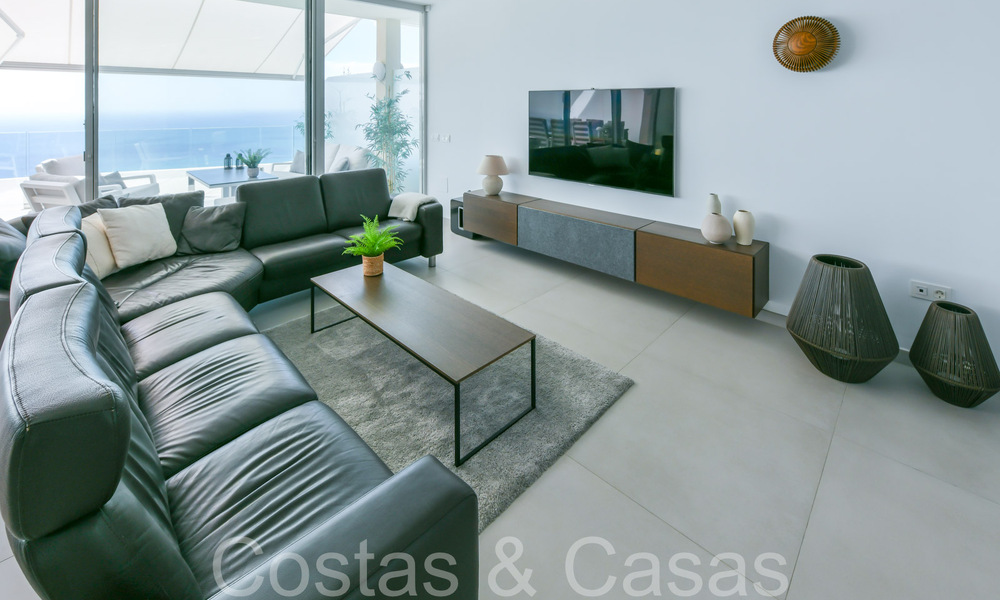 Luxueus, modern, duplex penthouse met panoramisch zeezicht te koop in Benalmadena, Costa del Sol 68038