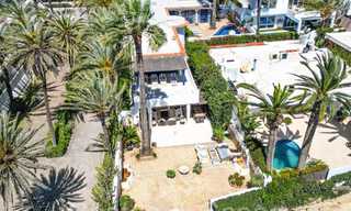 Luxevilla met open zeezicht te koop, direct aan het strand op de prestigieuze Golden Mile van Marbella 68330 