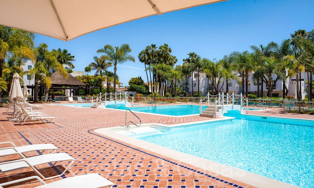 Beachfront, boutique appartement te koop in Puente Romano op Marbella’s Golden Mile 68078