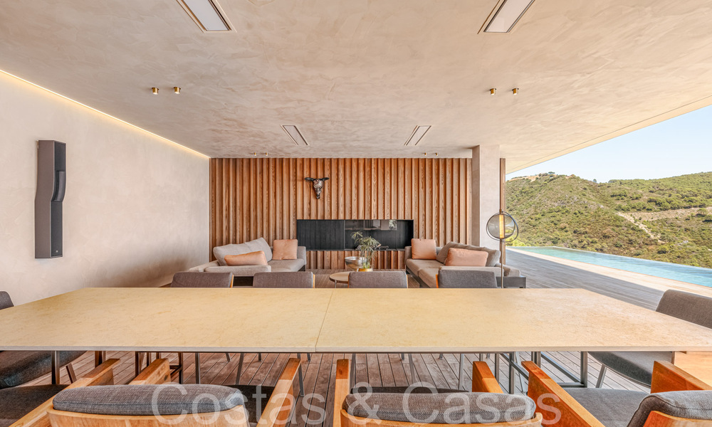 Architectonische gloednieuwe villa te koop in een beveiligde community van Marbella - Benahavis 68248