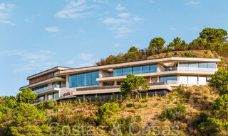 Architectonische gloednieuwe villa te koop in een beveiligde community van Marbella - Benahavis 68252 