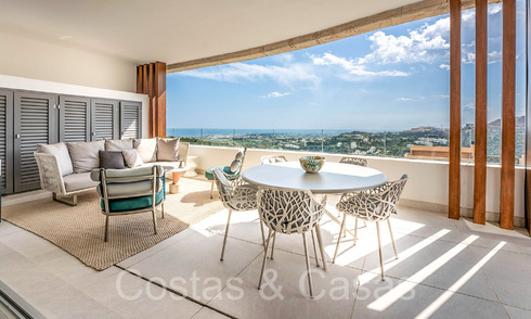 Instapklaar, prestigieus appartement met panoramisch zeezicht te koop in Marbella - Benahavis 68600