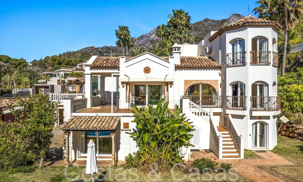 Instapklare, Andalusische luxevilla te koop, in het prestigieuze Cascada de Camojan in Marbella 68240