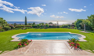 Klassieke Mediterrane villa met adembenemend zeezicht te koop in het toonaangevende Cascada de Camojan in Marbella 68499 