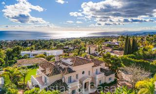 Klassieke Mediterrane villa met adembenemend zeezicht te koop in het toonaangevende Cascada de Camojan in Marbella 68502 