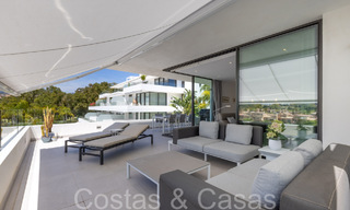Instapklaar, modern, design appartement te koop nabij de golfbaan in de gouden driehoek van Marbella - Benahavis - Estepona 68773 