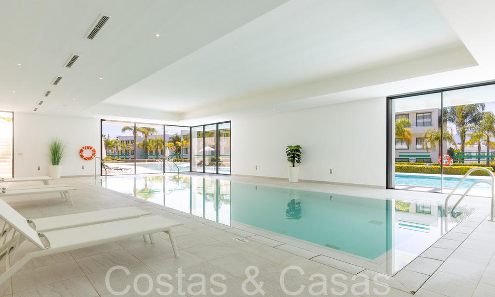 Instapklaar, modern, design appartement te koop nabij de golfbaan in de gouden driehoek van Marbella - Benahavis - Estepona 68780