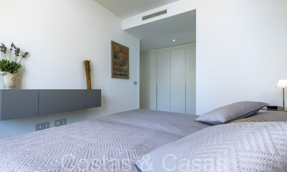Instapklaar, modern, design appartement te koop nabij de golfbaan in de gouden driehoek van Marbella - Benahavis - Estepona 68783