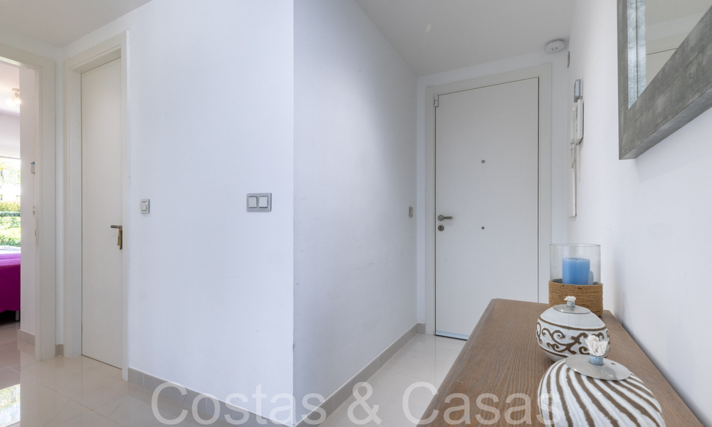 Instapklaar, modern, design appartement te koop nabij de golfbaan in de gouden driehoek van Marbella - Benahavis - Estepona 68799