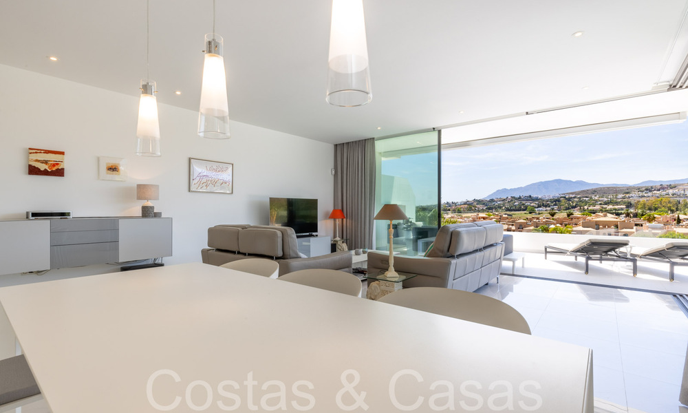 Instapklaar, modern, design appartement te koop nabij de golfbaan in de gouden driehoek van Marbella - Benahavis - Estepona 68806