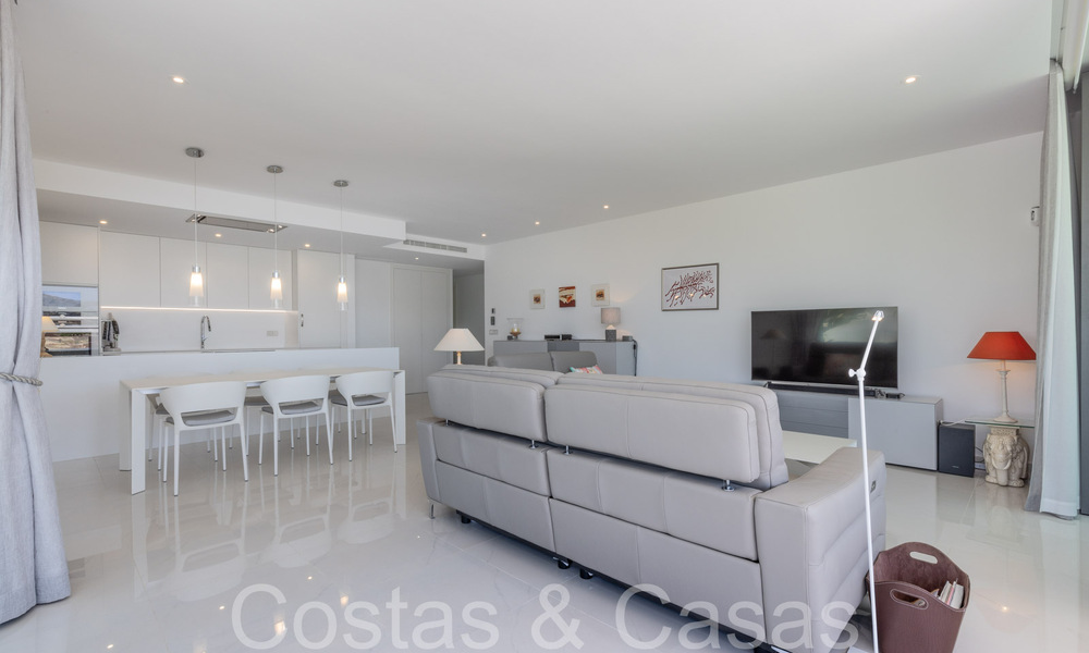 Instapklaar, modern, design appartement te koop nabij de golfbaan in de gouden driehoek van Marbella - Benahavis - Estepona 68809