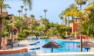 Superieur tuinappartement in een eersteklas complex aan het strand op de New Golden Mile tussen Marbella en Estepona 69390 