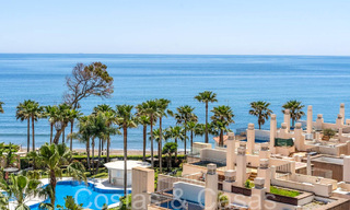 Penthouse te koop in een eerstelijnsstrand complex op de New Golden Mile tussen Marbella en Estepona 69338 