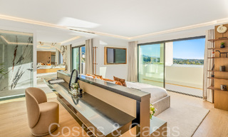 Eersteklas duplex penthouse met panoramisch zeezicht en eigen dompelbad te koop in Nueva Andalucia, Marbella 69459 