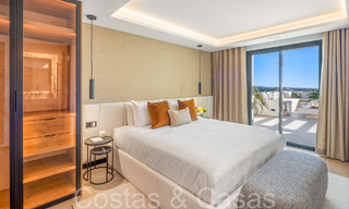 Eersteklas duplex penthouse met panoramisch zeezicht en eigen dompelbad te koop in Nueva Andalucia, Marbella 69470 
