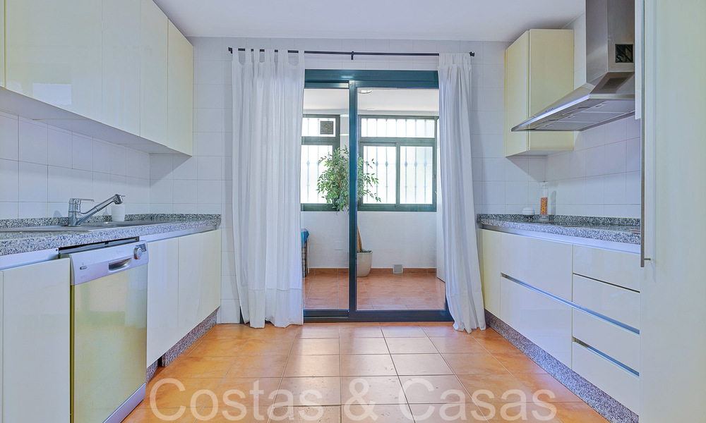 Ruim 3-slaapkamer appartement te koop op loopafstand van het strand en het centrum in San Pedro, Marbella 69543