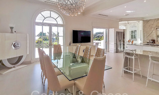 Klassieke Mediterrane villa met adembenemend zeezicht te koop, in het exclusieve La Zagaleta resort in Benahavis - Marbella 69744 
