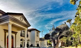 Klassieke Mediterrane villa met adembenemend zeezicht te koop, in het exclusieve La Zagaleta resort in Benahavis - Marbella 69752 