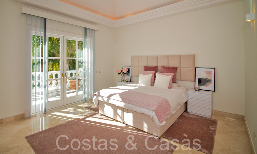 Klassieke Mediterrane villa met adembenemend zeezicht te koop, in het exclusieve La Zagaleta resort in Benahavis - Marbella 69756