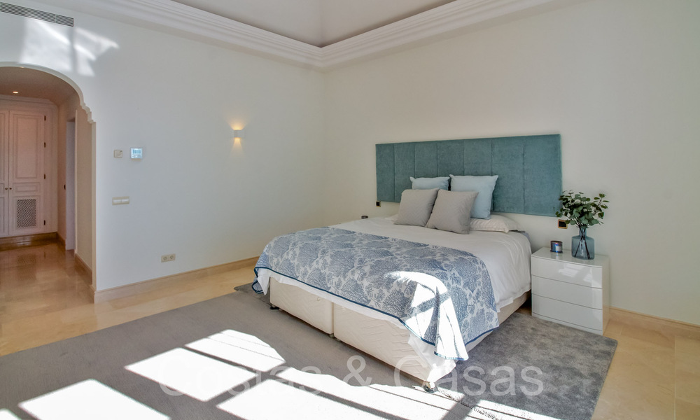 Klassieke Mediterrane villa met adembenemend zeezicht te koop, in het exclusieve La Zagaleta resort in Benahavis - Marbella 69757
