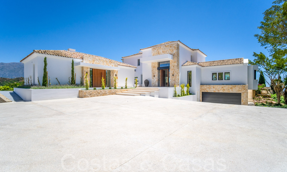 Nieuwbouwvilla in een Mediterrane, Provençaalse stijl te koop in een afgeschermde urbanisatie in Marbella - Benahavis 69919