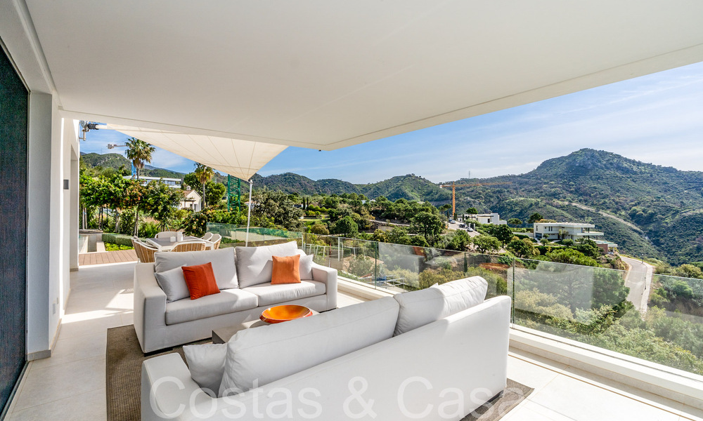 Instapklare luxevilla met panoramische vergezichten te koop in een gated community van Benahavis - Marbella 70057