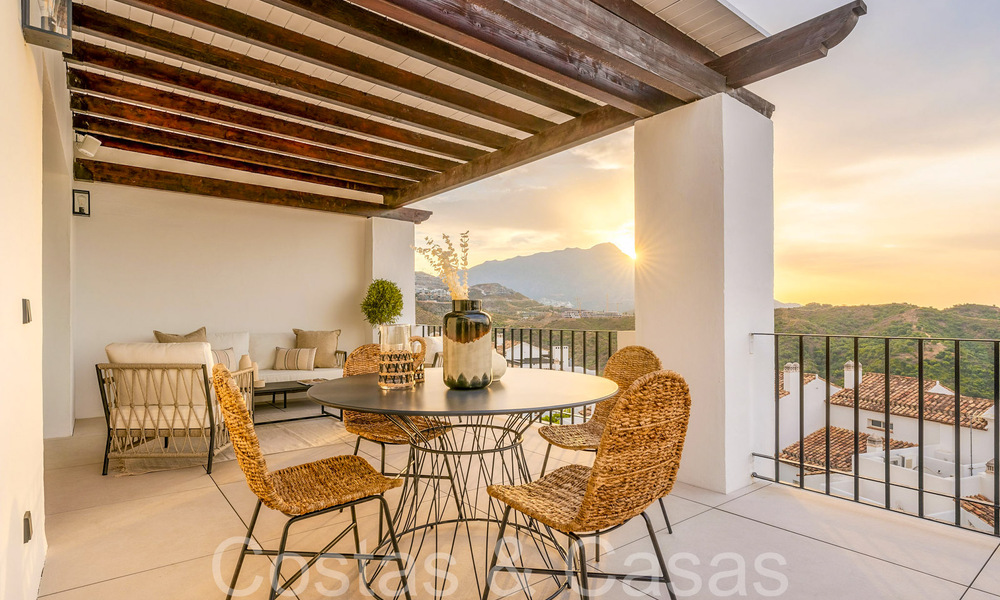 Instapklaar, verfijnd penthouse te koop in een gated golfenclave van La Quinta in Benahavis - Marbella 70190