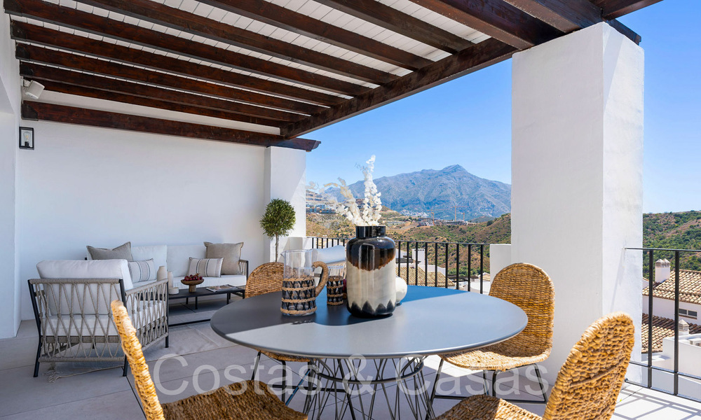 Instapklaar, verfijnd penthouse te koop in een gated golfenclave van La Quinta in Benahavis - Marbella 70194