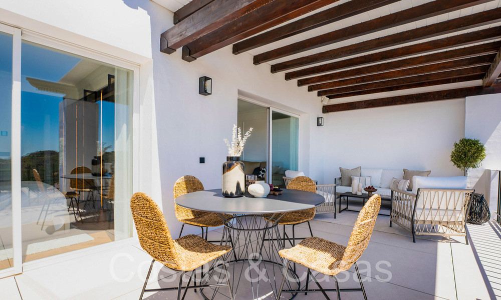 Instapklaar, verfijnd penthouse te koop in een gated golfenclave van La Quinta in Benahavis - Marbella 70195