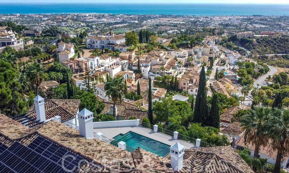 Sublieme Mediterrane luxevilla met panoramisch zeezicht te koop in El Madroñal, Marbella - Benahavis 70379