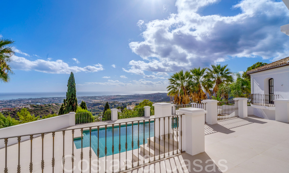 Sublieme Mediterrane luxevilla met panoramisch zeezicht te koop in El Madroñal, Marbella - Benahavis 70385