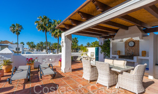 Penthouse te koop in een begeerd strandcomplex op de New Golden Mile tussen Marbella en Estepona 70726 