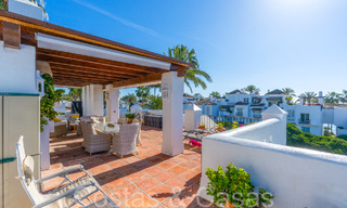 Penthouse te koop in een begeerd strandcomplex op de New Golden Mile tussen Marbella en Estepona 70727 