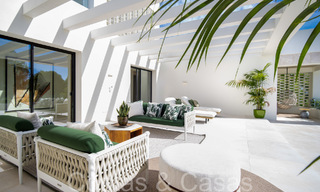 Moderne luxevilla te koop in een gated urbanisatie op Marbella’s Golden Mile 70762 